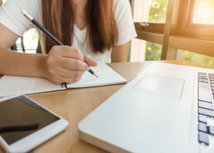 Comment faire apprécier le graphisme aux enfants